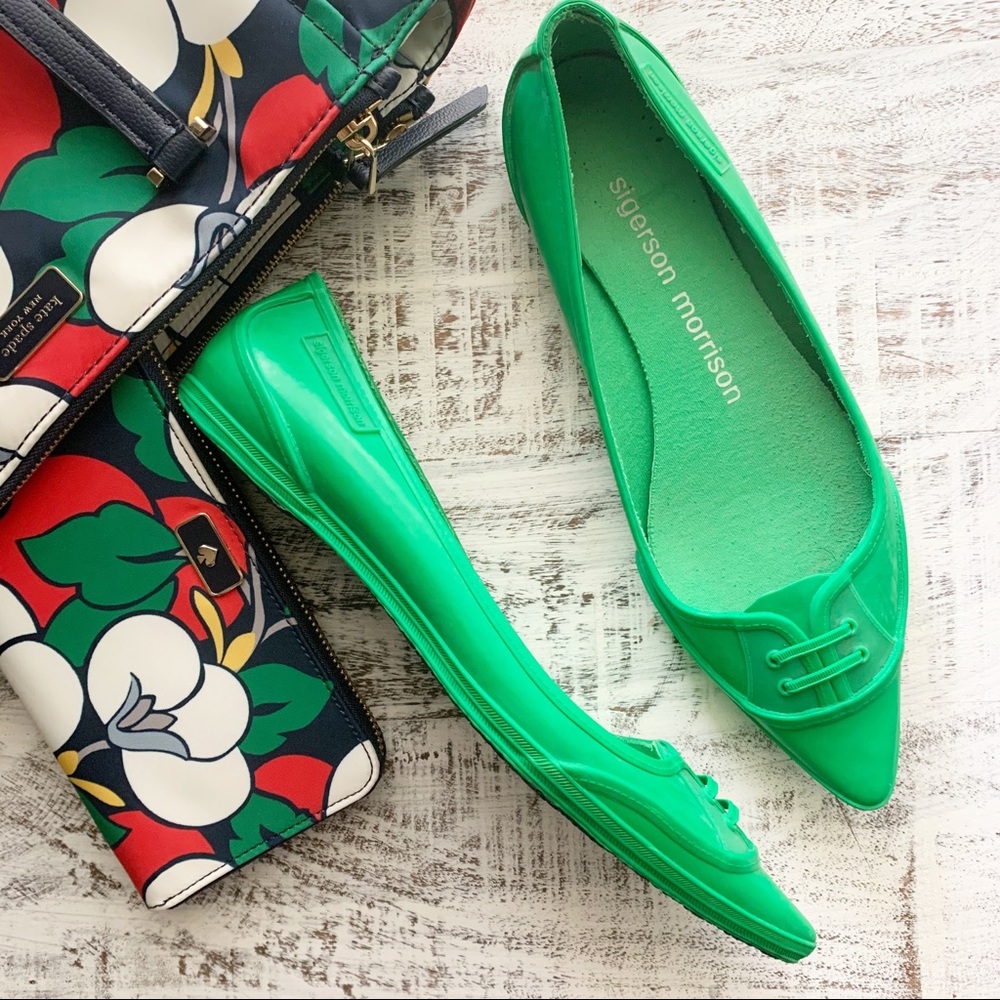 Sigerson morrison rubber pointed flats sz 9